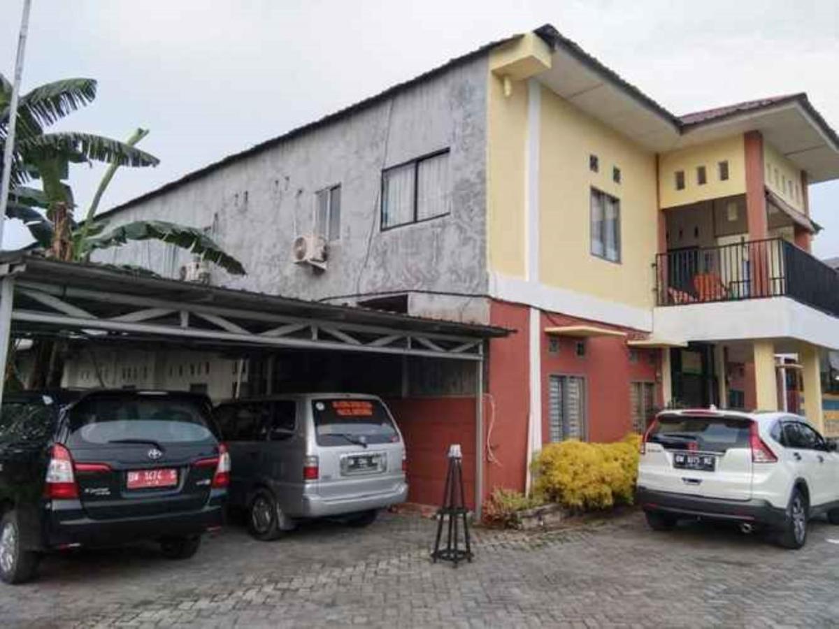 Penginapan Syariah Parit  Exterior photo