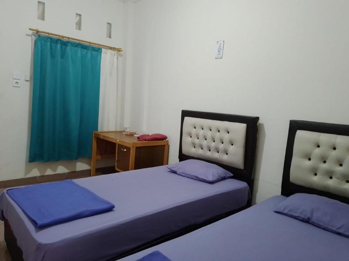 Penginapan Syariah Parit  Exterior photo